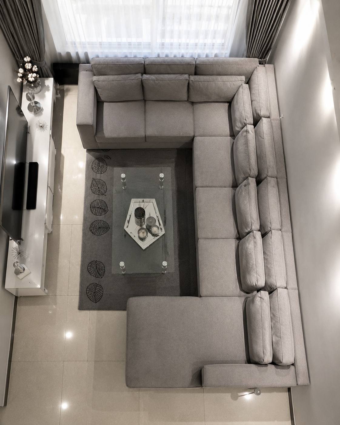 Alina 7+-seater sofa