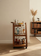 Yuno Bar table
