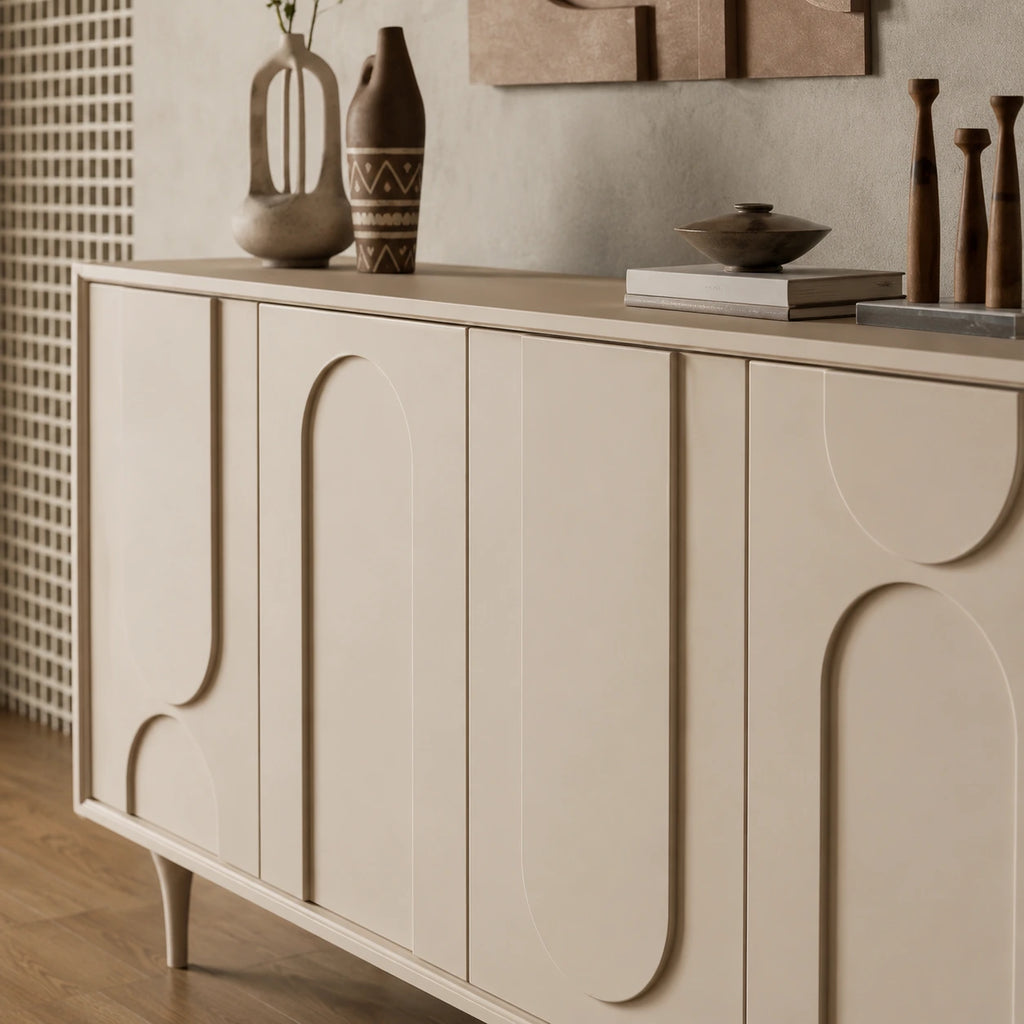 Lyro Console table